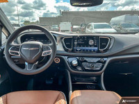 This Chrysler Pacifica Hybrid has a strong Gas/Electric V-6 3.6 L/220 engine powering this Variable... (image 9)