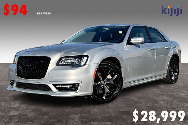 2022 Chrysler 300 Touring L in Cars & Trucks in Edmonton
