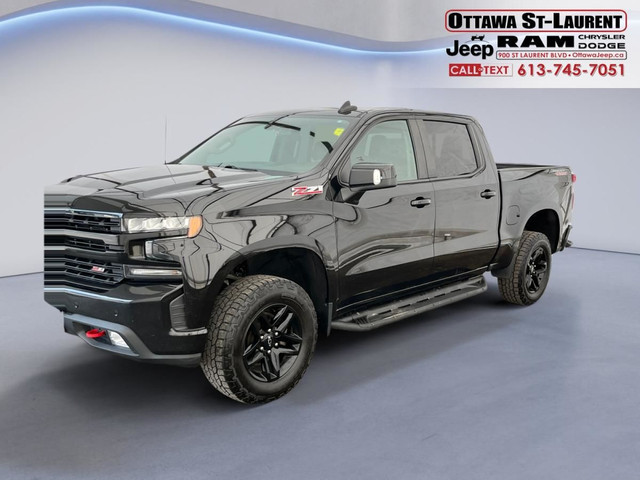 2021 Chevrolet Silverado 1500 Crew Cab 4x4 LT Trail Boss / Stand in Cars & Trucks in Ottawa - Image 2