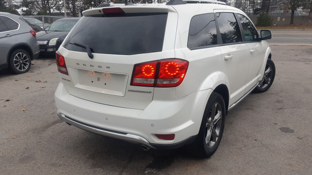 2015 Dodge Journey Crossroad 7 pass. in Cars & Trucks in City of Toronto - Image 4