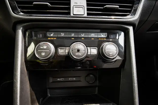 2024 Volkswagen Taos Comfortline • SUNROOF • HEATED SEATS in Cars & Trucks in Ottawa - Image 26