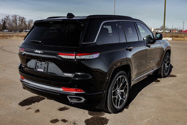  2024 Jeep Grand Cherokee Summit Reserve in Cars & Trucks in Strathcona County - Image 4