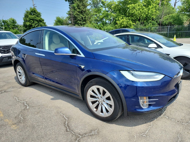2017 Tesla Model X 75D *AUTOPILOT/7 PASS/NAVI/BACKUP CAM/LOADED! in Cars & Trucks in City of Toronto - Image 2