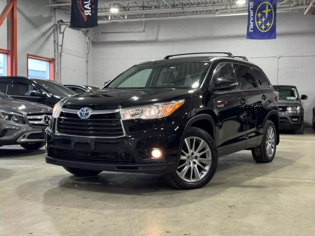 2015 TOYOTA Highlander Hybrid XLE in Cars & Trucks in City of Montréal - Image 2
