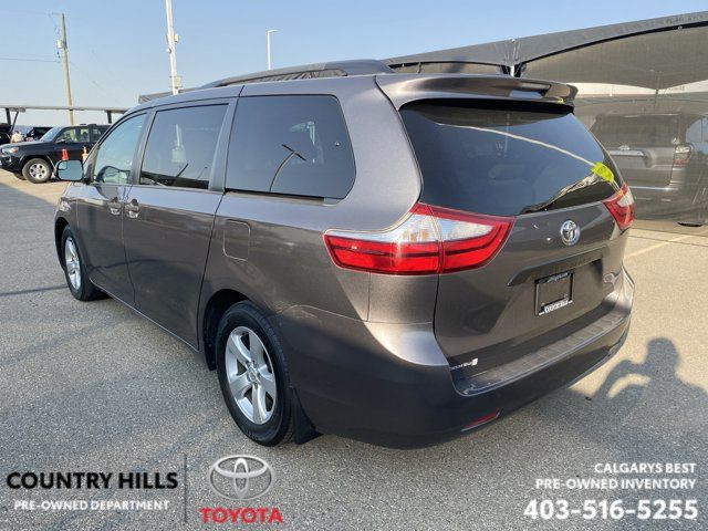 2015 Toyota Sienna L in Cars & Trucks in Calgary - Image 4