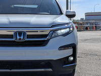 Check out this 2021 Honda Pilot Touring 7-Passenger before it's too late! *You Can't Beat the Price... (image 9)