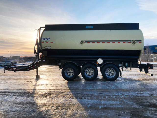 2006 Advance 22,000 Liter Pup Crude Oil Tanker Trailer in Heavy Equipment in Edmonton - Image 2