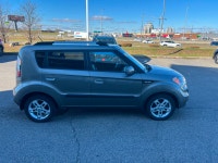 Engine: Moteur à 4 cylindres 2.0L/121CI L/100Km City: 8.6 L/100Km Hwy: 6.6 Safety Equipment Caméra a... (image 3)