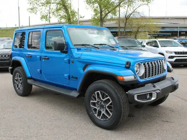 2025 Jeep Wrangler Sahara 4x4, Off-Road Camera, Heated McKinley in Cars & Trucks in Calgary - Image 8