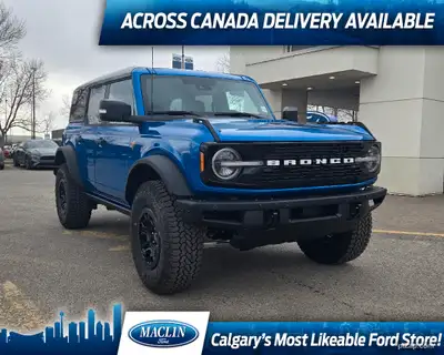 This brand new VELOCITY BLUE METALLIC 2025 FORD BRONCO BADLANDS is powered by a 2.7L ECOBOOST ENGINE...