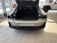 BLACK LEATHER/SUEDE PERFORMANCE SEATS -inc: 2nd-Row Heated Seats High-Back Bucket Seats High Perform... (image 8)