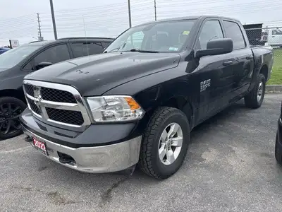 Clean Car Fax**Ram 1500**Classic**SLT**3.6L**V6**Crew Cab**4x4**40/20/40 Bench Seat**5.0 Touchscreen...