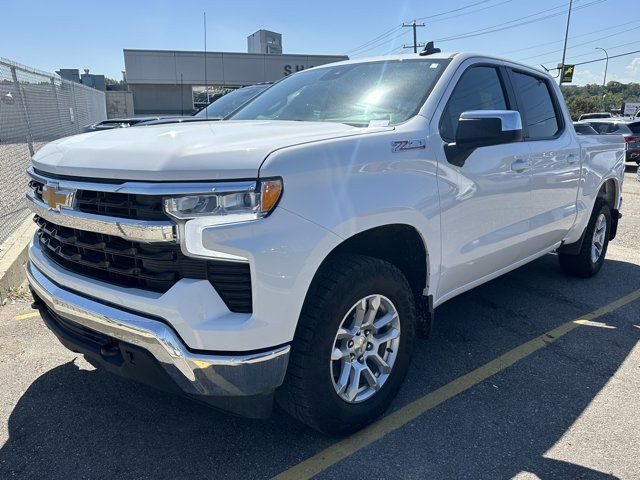2024 Chevrolet Silverado 1500 LT | 5.3L V8 | Z71 OFF-ROAD PKG in Cars & Trucks in Calgary