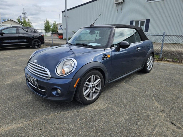 2011 MINI COOPER CONVERTIBLE, SIEGES CHAUFFANTS in Cars & Trucks in Shawinigan - Image 3