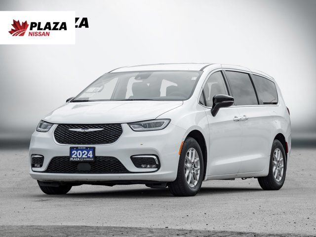 2024 Chrysler Pacifica Touring-L | Clean Carfax | Alloy Wheels in Cars & Trucks in Hamilton