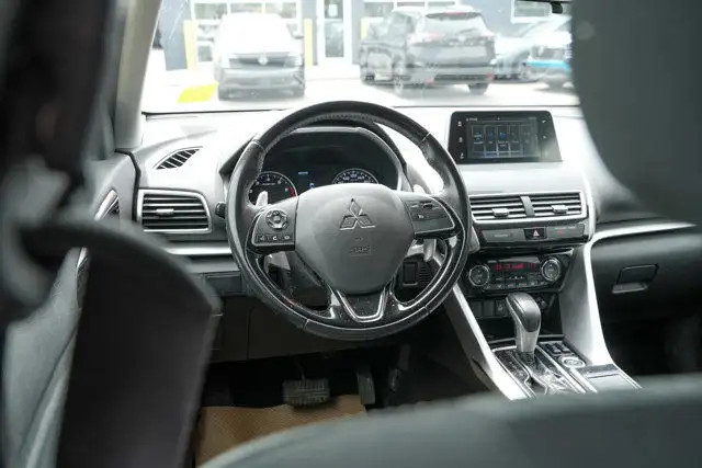 2020 Mitsubishi Eclipse Cross SE | One Owner | No Accidents in Cars & Trucks in Calgary - Image 19