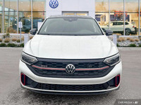 This Volkswagen Jetta GLI delivers a Intercooled Turbo Premium Unleaded I-4 2.0 L/121 engine powerin... (image 7)