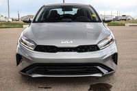Front Wheel Drive,Back-Up Camera,Driver Illuminated Vanity Mirror,Cloth Seats,Lane Departure Warning... (image 6)