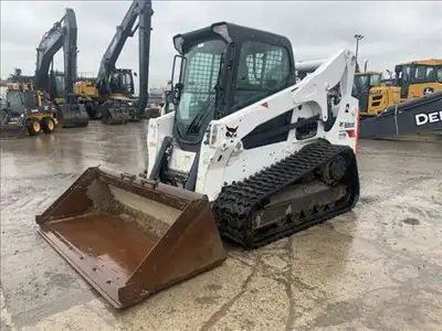 Hours: 1733 | Location: Mississauga, ON, CA | Attachments: Aux Hydraulics; Booms: Self-Leveling; Buc...