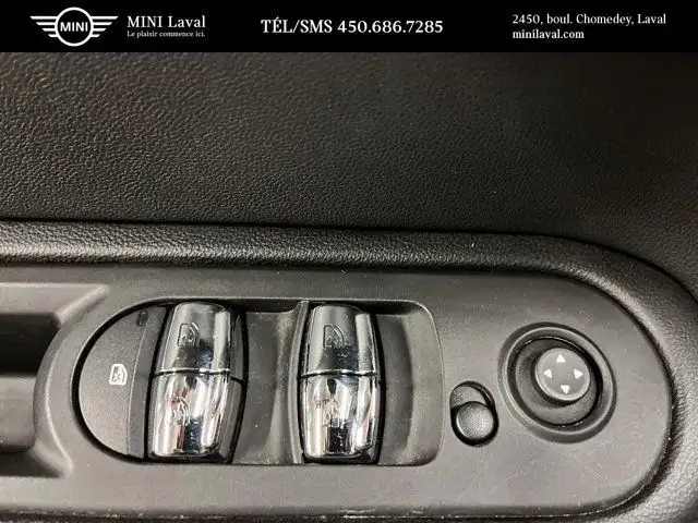 2019 MINI Countryman Cooper | Toit pano | Sièges avant in Cars & Trucks in Laval / North Shore - Image 12