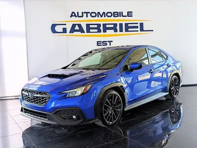 Comes equipped with: Heated Mirrors, Power Mirrors, Sunroof , Shark fin antenna, Halogen Headlamps,...