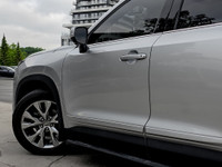 Visit our dealership to explore the recent trade-in of the 2024 TOYOTA GRAND HIGHLANDER. This except... (image 5)