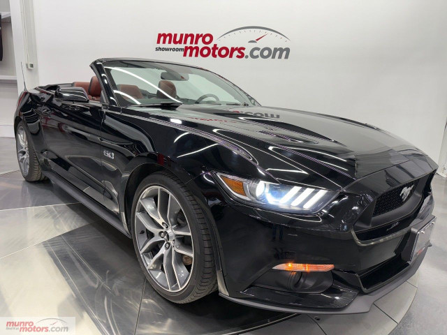 2015 Ford Mustang in Cars & Trucks in Brantford - Image 2