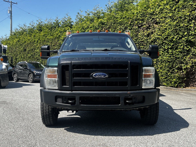 2008 Ford F-550 Diesel Crew Cab 4x4 Service Truck with Water Tan in Heavy Trucks in Delta/Surrey/Langley - Image 3
