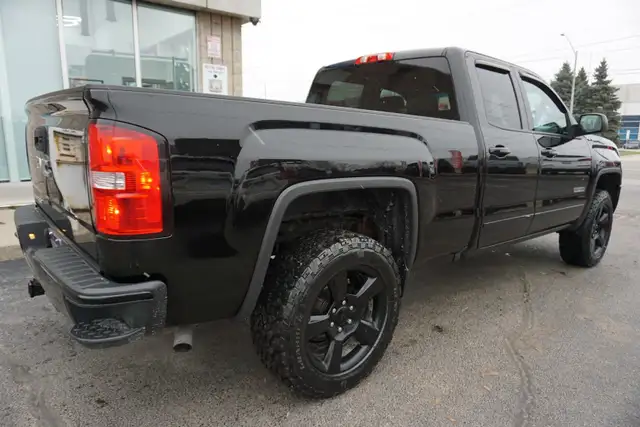 2016 GMC Sierra 1500 in Cars & Trucks in Oakville / Halton Region - Image 8