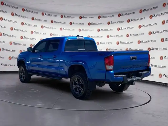 2017 Toyota Tacoma TRD Sport in Cars & Trucks in Calgary - Image 5