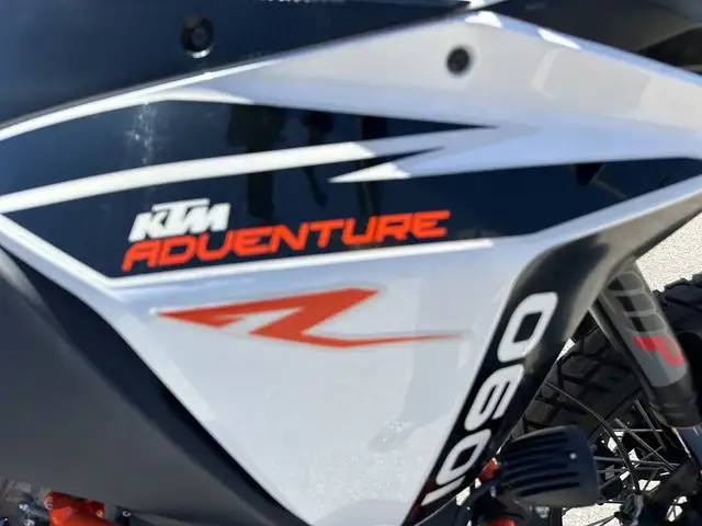 2018 KTM 1090 Adventure R ~ KTM ADVENTURE 1090 R ~ DUAL PURPOSE  in Street, Cruisers & Choppers in City of Toronto - Image 31
