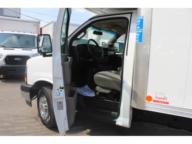 2021 GMC Savana CUBE 14 PIEDS + DECK 6.6 LITRES 1 SEUL PROPRIO in Cars & Trucks in Laval / North Shore - Image 11