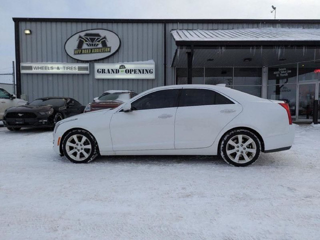 2016 Cadillac ATS Sedan 3.6L LUXURY COLLECTION | ACCIDENT FREE | in Cars & Trucks in London - Image 2
