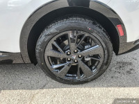 Price includes Added Accessories Plus Moonroof power, sliding, transparent glass | Engine block Heat... (image 5)