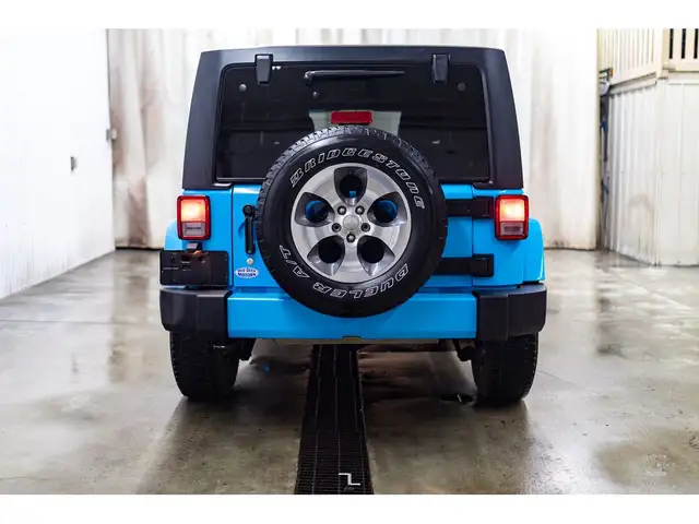 2018 Jeep Wrangler JK Unlimited 4x4 Sahara Nav in Cars & Trucks in Red Deer - Image 8