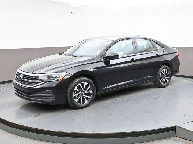 2024 Volkswagen Jetta Trendline Heated Seats & Steering Wheel I  in Cars & Trucks in City of Halifax - Image 3