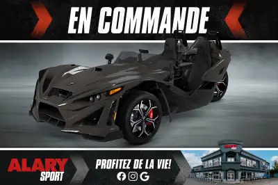 Ce POLARIS SLINGSHOT R MANUELLE 2025 est disponible DÈS MAINTENANT! Contactez-nous au 450-420-2707....