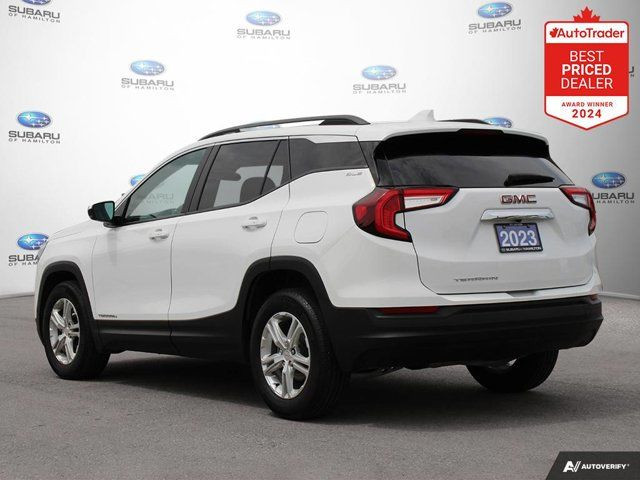 2023 GMC Terrain SLE in Cars & Trucks in Hamilton - Image 3