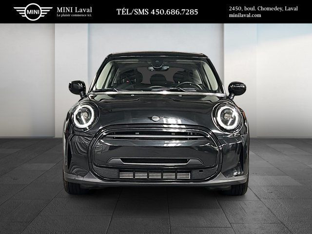 2024 MINI 5 Portes Cooper | Ligne Première | Accès confort in Cars & Trucks in Laval / North Shore - Image 2