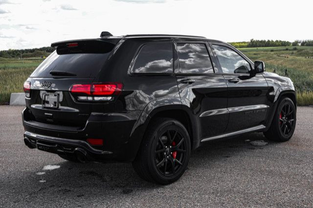 2021 Jeep Grand Cherokee SRT in Cars & Trucks in Strathcona County - Image 4