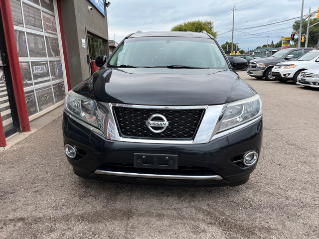 2015 Nissan Pathfinder SV in Cars & Trucks in Kitchener / Waterloo - Image 2