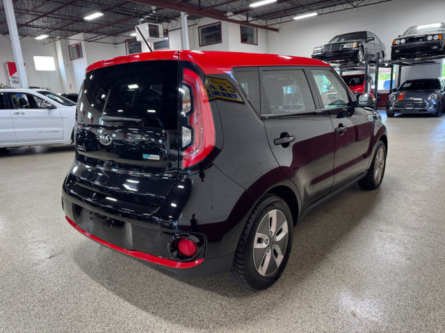 2018 Kia Soul EV LUXURY - BLUETOOTH - NAVI - BACKUP CAMERA - COM in Cars & Trucks in Mississauga / Peel Region - Image 3