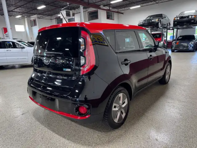 2018 Kia Soul EV LUXURY - BLUETOOTH - NAVI - BACKUP CAMERA - COM in Cars & Trucks in Mississauga / Peel Region - Image 4