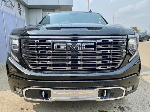 2025 GMC Sierra 1500 Crew Cab Denali Ultimate in Cars & Trucks in Edmonton - Image 10