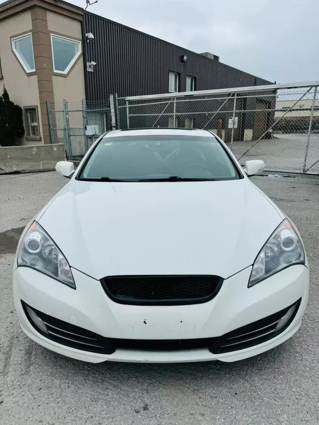 2012 HYUNDAI Genesis Coupe 3.8 Grand Touring in Cars & Trucks in City of Montréal - Image 2