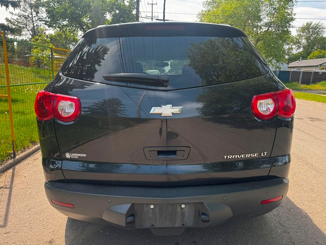 2012 Chevrolet Traverse 1LT - FWD - 7 PASSENGER in Cars & Trucks in Edmonton - Image 4