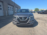 This 2023 Nissan Qashqai SUV is ready for your next adventure. Boasting a sleek Gun Metallic exterio... (image 1)