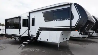 2025 Brinkley Model Z 2900Luxury Mid-Sized Fifth Wheels The All-New Brinkley Model Z – Mid-Sized Lux...