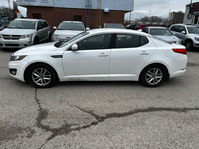 2012 Kia Optima LX in Cars & Trucks in Kitchener / Waterloo - Image 3