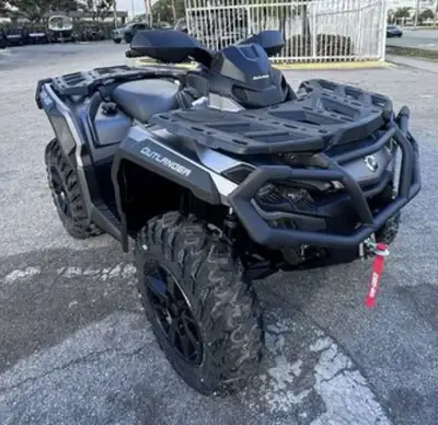 APPLY NOW: https://www.ridecollective.ca/get-pre-approved The 2023 CAN-AM OUTLANDER XT 850 is a robu...